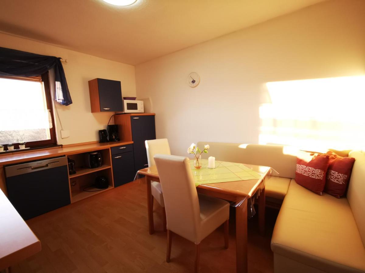 Haus Emma Ug Lägenhet Selters  Exteriör bild